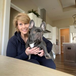 Meet your Posher, Angie